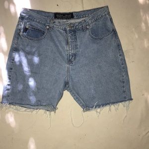 Vintage high waisted jeans!